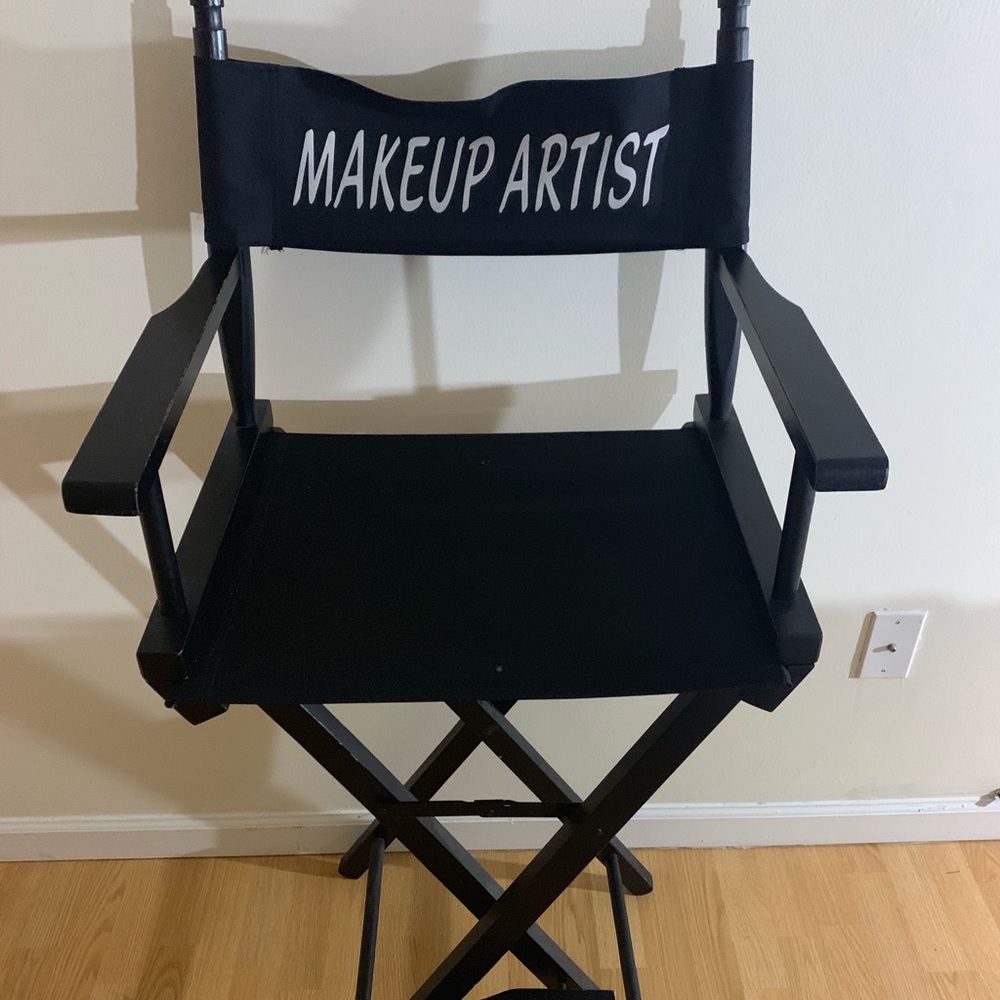 Director makeup chair with Makeup Logo